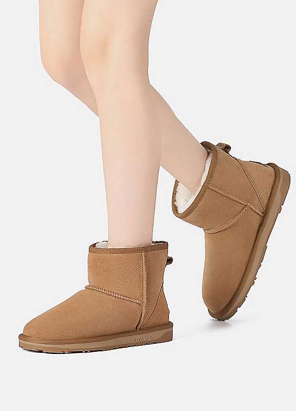 Everau Chestnut Emu Mini Classic Boots