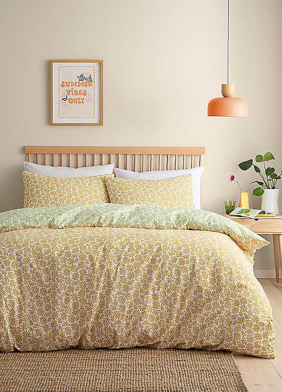 Fusion Yellow Retro Daisy Floral Duvet Cover Set - Image 6