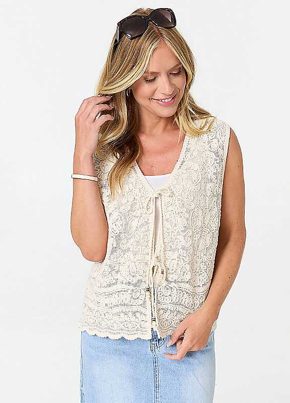 Izabel London Women's Ivory Embroidered Texture Tie Front Vest Top In | Size: Medium/Large - Image 2