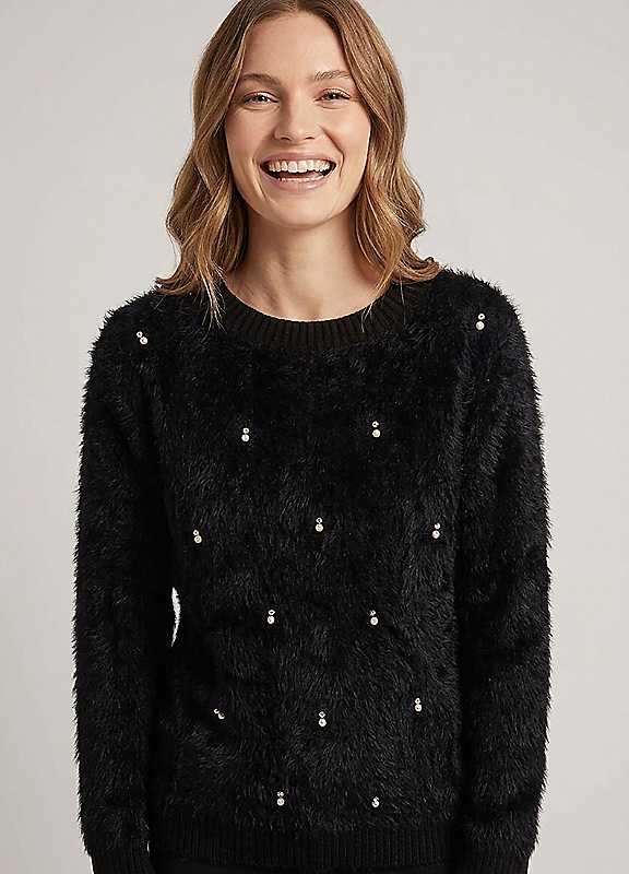 Izabel London Women's Pearl Embellished Soft Textured Jumper in Black | Size: Medium/Large - Image 3