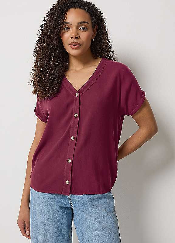 M&Co Women's Dark Red Button Front Blouse In Size 16 - Image 3