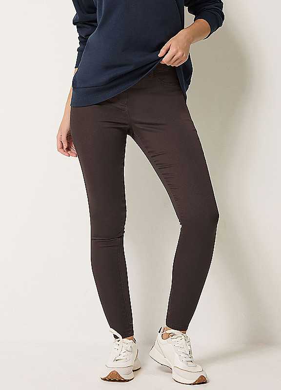 M&Co Women's Chocolate Skinny Jeggings In | Size: 18S - Image 2
