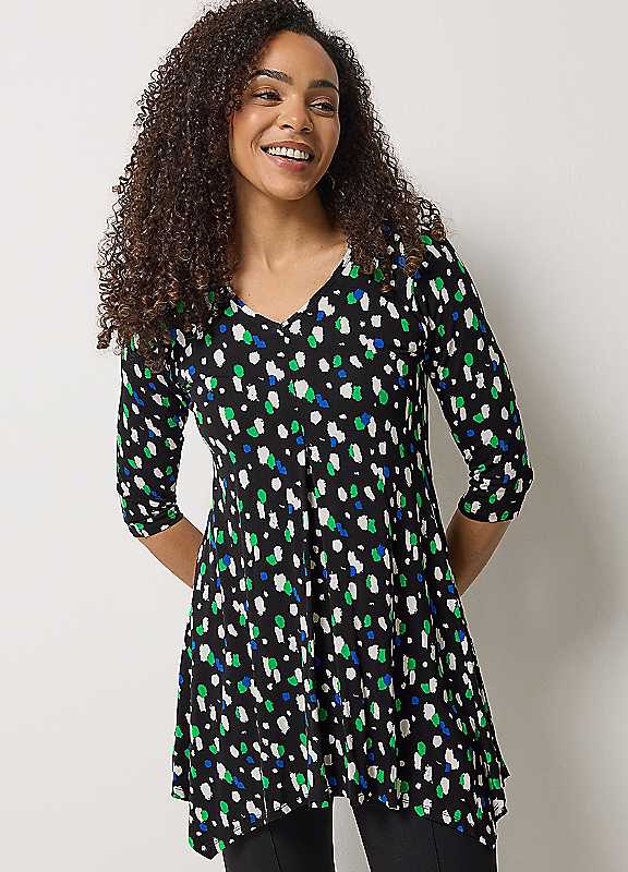 M&Co Women's Black Markings Hanky Hem Top In Size 14 - Image 2