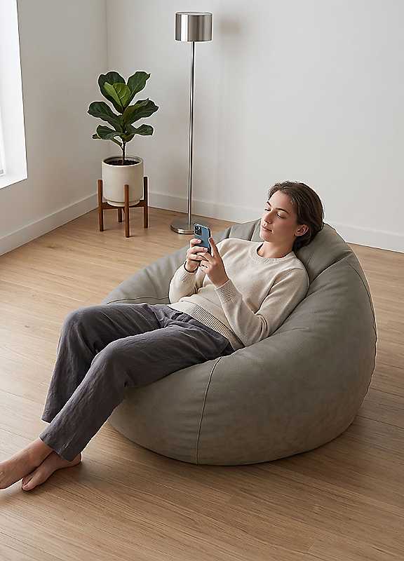 Old Bean Faux Leather Beanbag - Image 2
