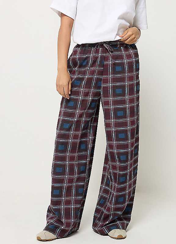 Pixiegirl Women's Burgundy Petite Check Print Wide Leg Trousers In | Size: 12S - Image 2