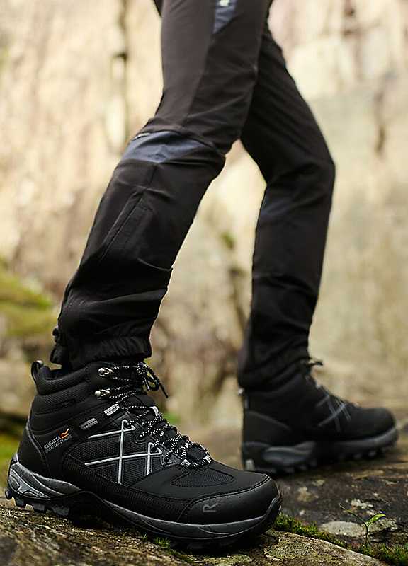 Regatta Men's Black Granit Samaris Iii Boots Size 7