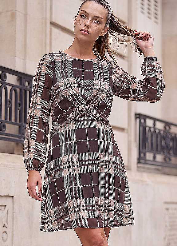 Roman Women's Chocolate Petite Twist Front Check Dress In | : Size 16 - Image 4