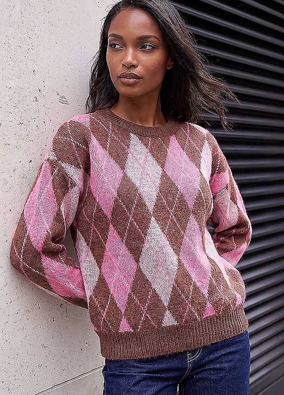 Roman Women's Pink Soft Knit Argyle Jumper In Size 14 - Image 7