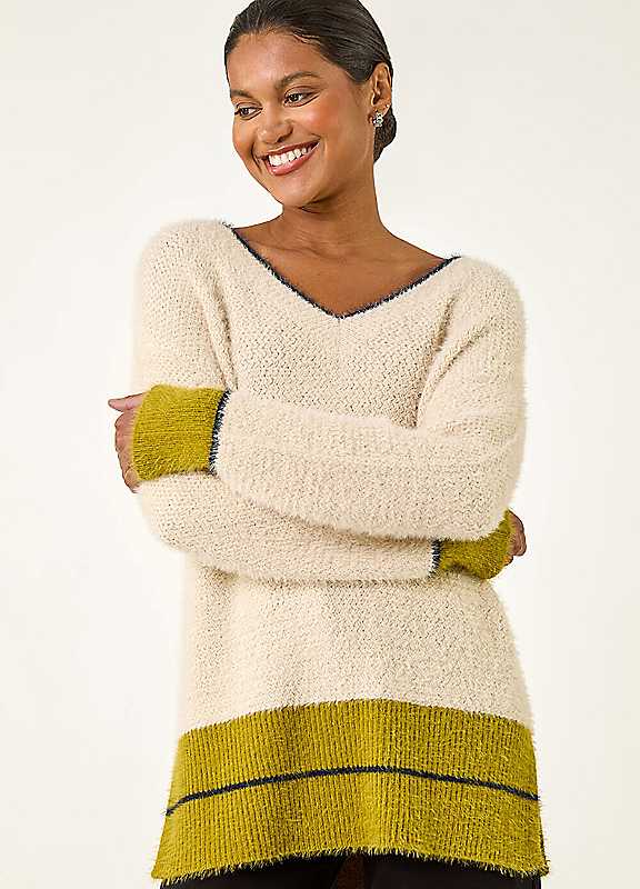 Roman Women's Ivory Stripe Trim V-Neck Knit Jumper Size 18 - Image 2