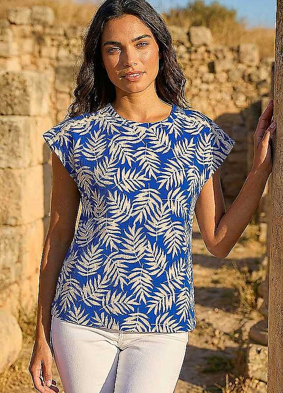 Roman Women's Blue Textured Floral Print Stretch Top Size 20 - Image 3