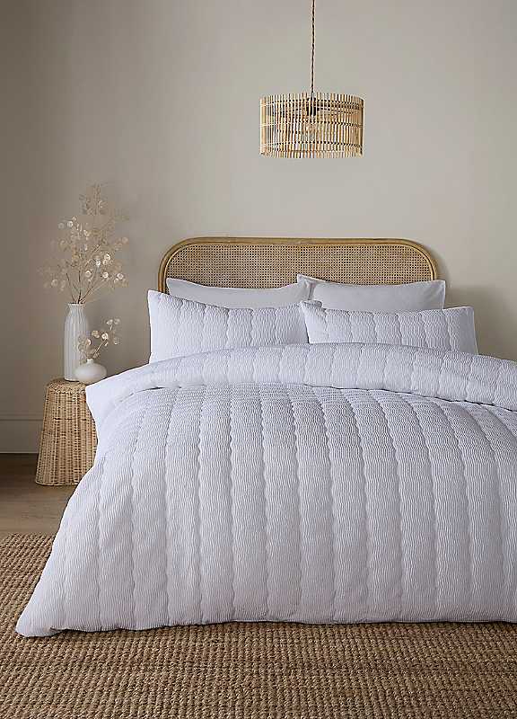 Serene Crinkle Wave Duvet Cover Set in White - Double  | TJ Hughes - Image 4