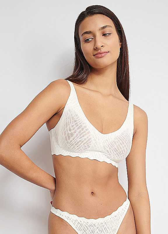 Sloggi Women's White Bra Zero Feel Bliss Soft - Image 3