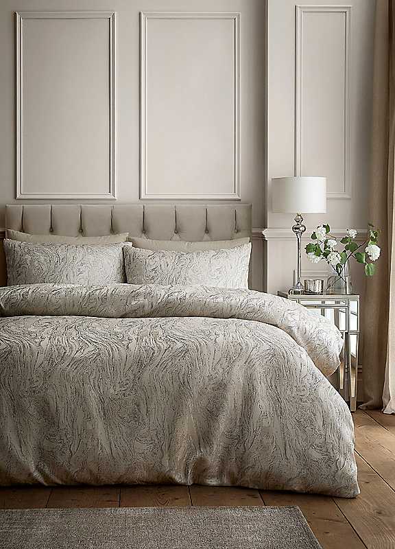 SOIREE Marble Jacquard Duvet Cover Set Super King 260 x 220cm – Natural Soft Touch Bedding with Elegant Marble Jacquard Design, Includes 2 Pillowcases - Image 6