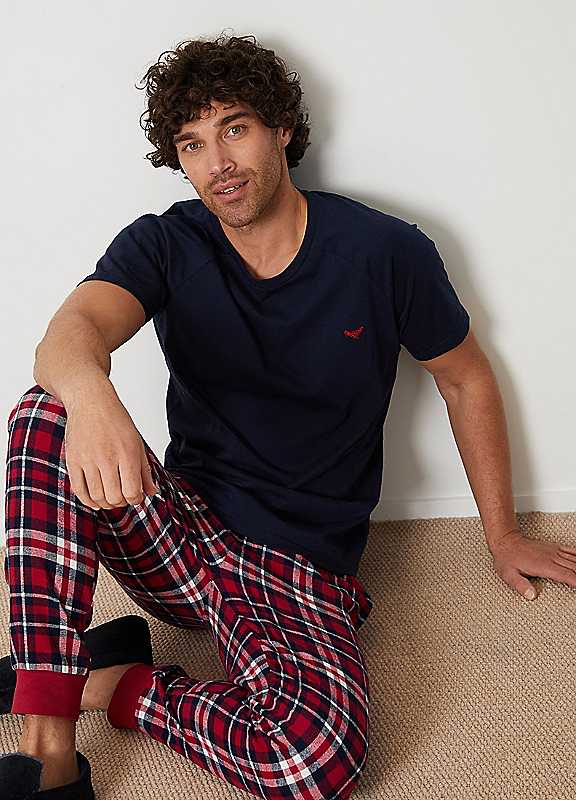 Threadbare Men's Navy Pyjama T-Shirt & Bottoms Set In | Size: Medium - Image 3