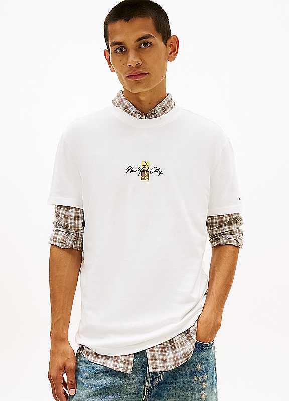 Tommy Jeans Men's Ecru Signature Block T-Shirt Medium - Image 4