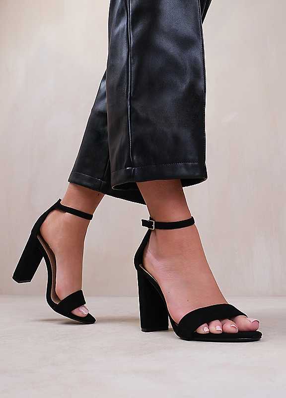 Where's That From Black Suede Skye Black Heeled Sandals Size 6