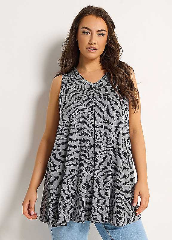 Yours Curve Women's Grey Pleated Front Vest Top - Image 8