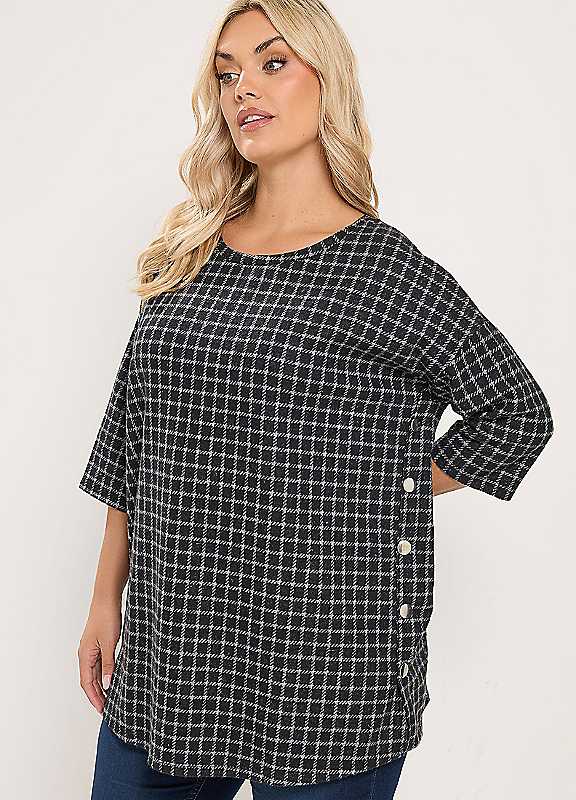 Yours Women's Black Checked Side Button Top In Size 26-28 - Image 5