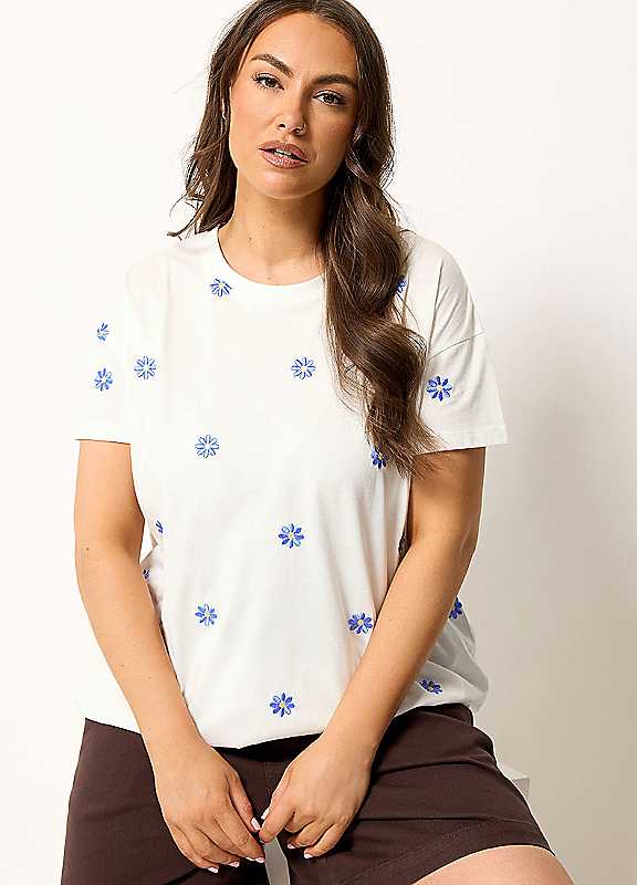 Yours Women's White Embroidered Daisy T-Shirt In | : 30/32 - Image 8