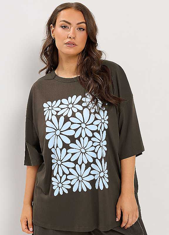 Yours Women's Chocolate Floral Boxy T-Shirt In | Size: 20 - Image 2