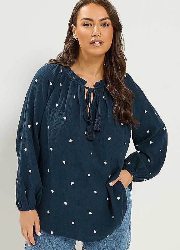 Yours Women's Dark Navy Heart Print Blouse In Size 26-28 - Image 6