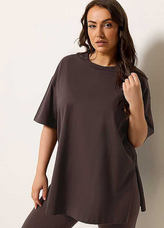 Yours Women's Chocolate Longline T-Shirt In | : 26/28 - Image 7