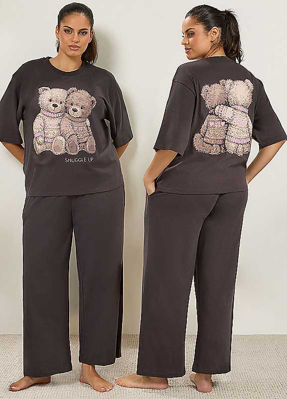 Yours Women's 'Snuggle Up' Teddy Print Pyjama Set in Chocolate | Size: 22-24 - Image 3