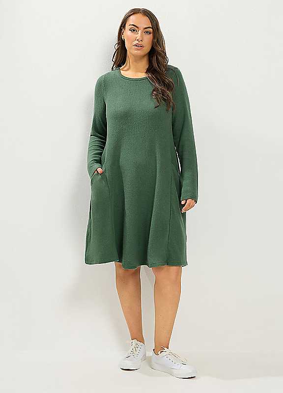 Yours Women's Soft Touch Pocket Swing Dress in Green | Size: 26-28 - Image 6