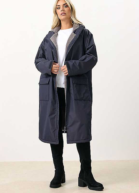 Yours Women's Waterproof Fleece Lined Robe in Mid Navy | Size: 26-28 - Image 3