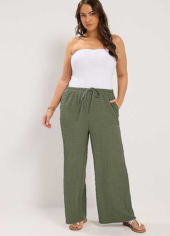 Yours Women's Dark Olive Wide Leg Crinkle Trousers In | : 30/32R - Image 4