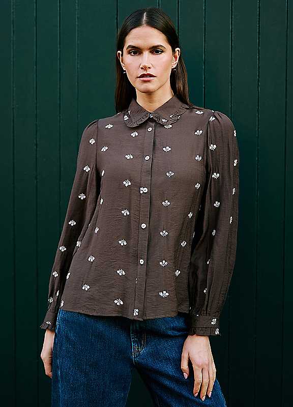 Yumi Women's Viscose Daisy Embroidered Shirt in Brown | Size: Small - Image 2
